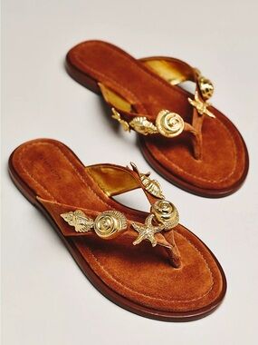 REFORMATION Jessie Flip Flop Sandals in Rum Suede 9